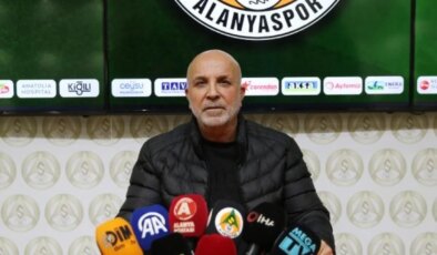 Alanyaspor Başkanı: Hakem hataları sonuca etki etti