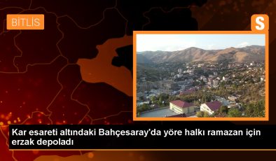 Van’ın Bahçesaray ilçesinde karla kaplı kırsal mahallelerde yaşayanlar ramazan için erzak depoladı