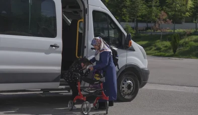 Selebral Palsi Hastası Çocukların Anneleri, Çocuklarının Eğitimleri İçin Mesleklerinden Vazgeçiyor