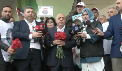 Taksim Meydanı’nda Sendikalar 1 Mayıs’ı Kutladı