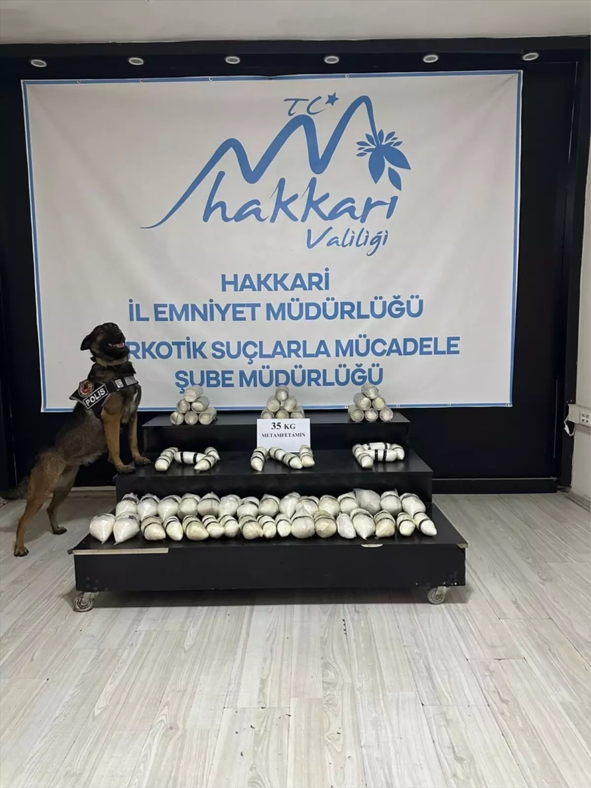 Yüksekova’da 35 kg Uyuşturucu Ele Geçirildi