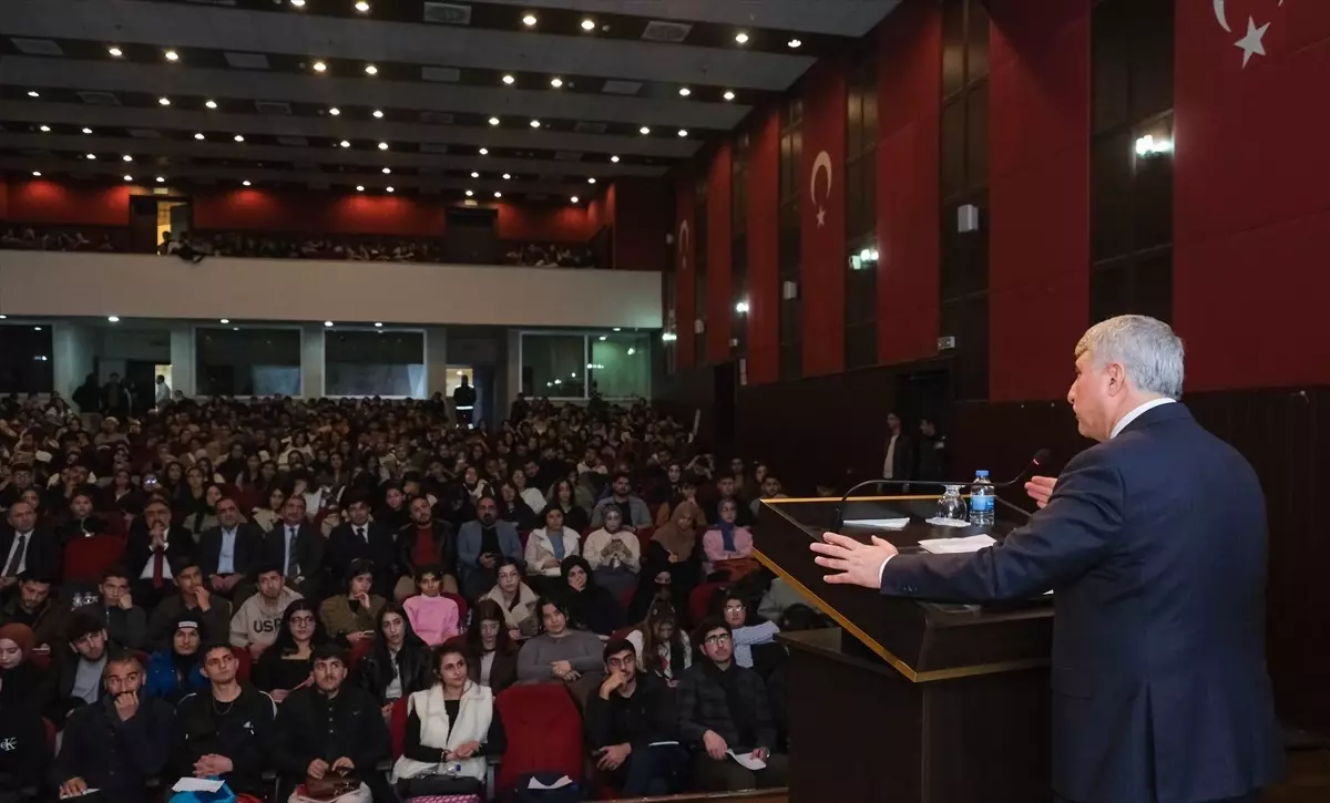Anayasa Mahkemesi Üyesi Menteş, MAÜ’de Bireysel Başvuru Sürecini Anlattı