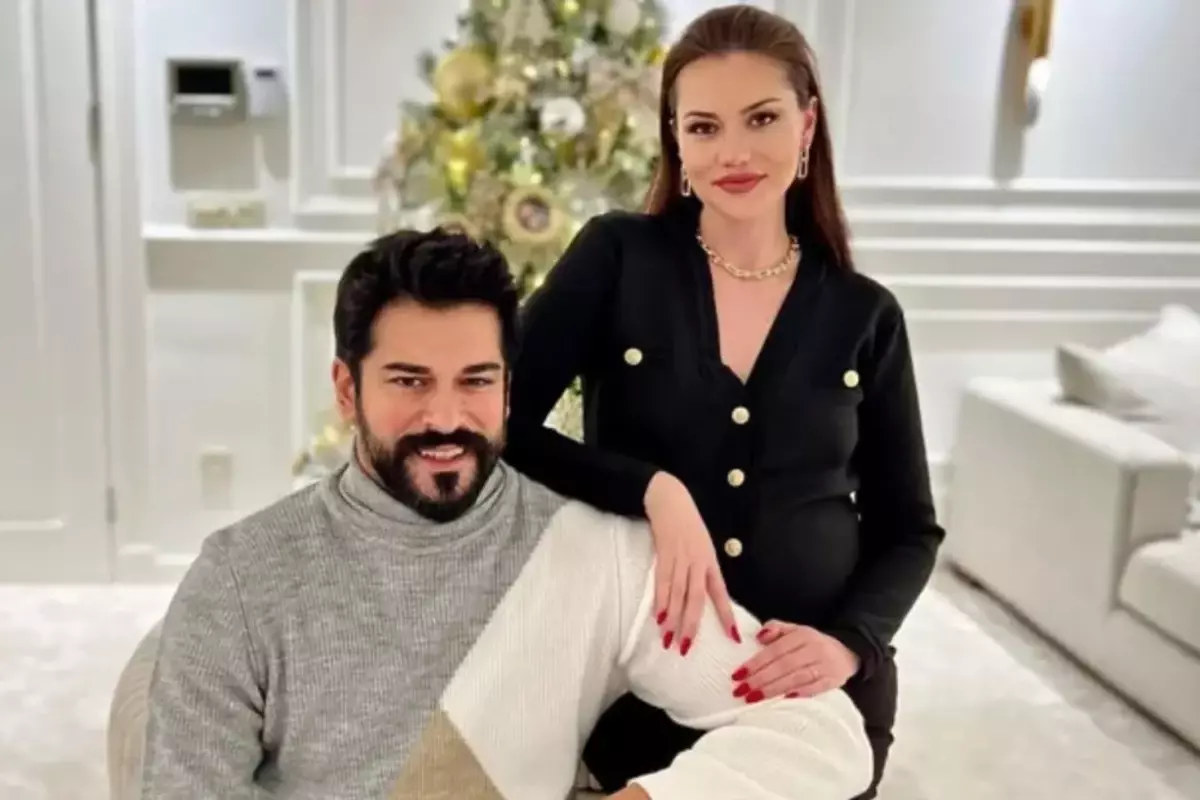 Fahriye Evcen ile Burak Özçivit’ten dikkat çeken kar kombini
